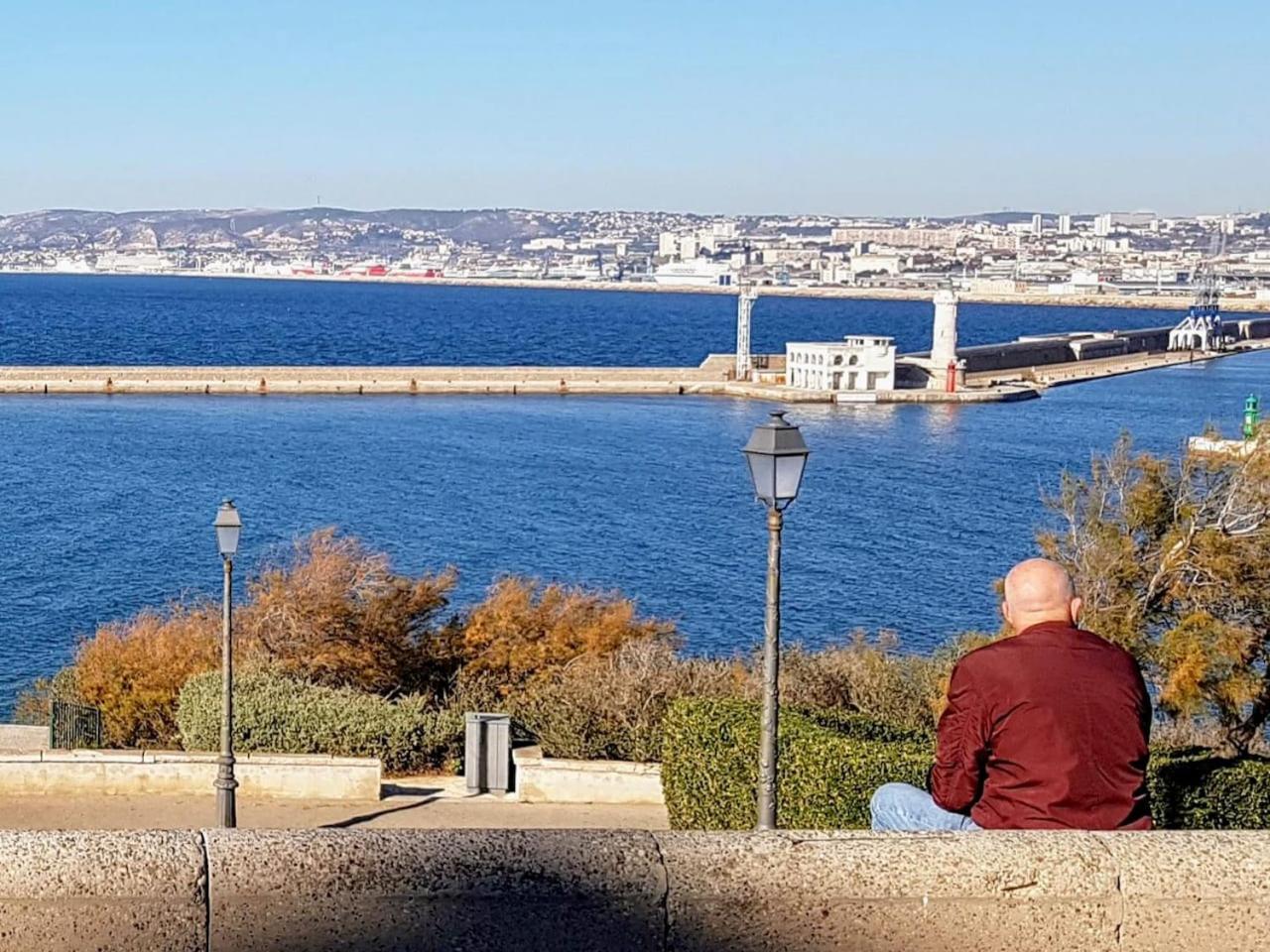 Vue Mer Le Panoramique Vieux-Port De Marsilia Exterior foto
