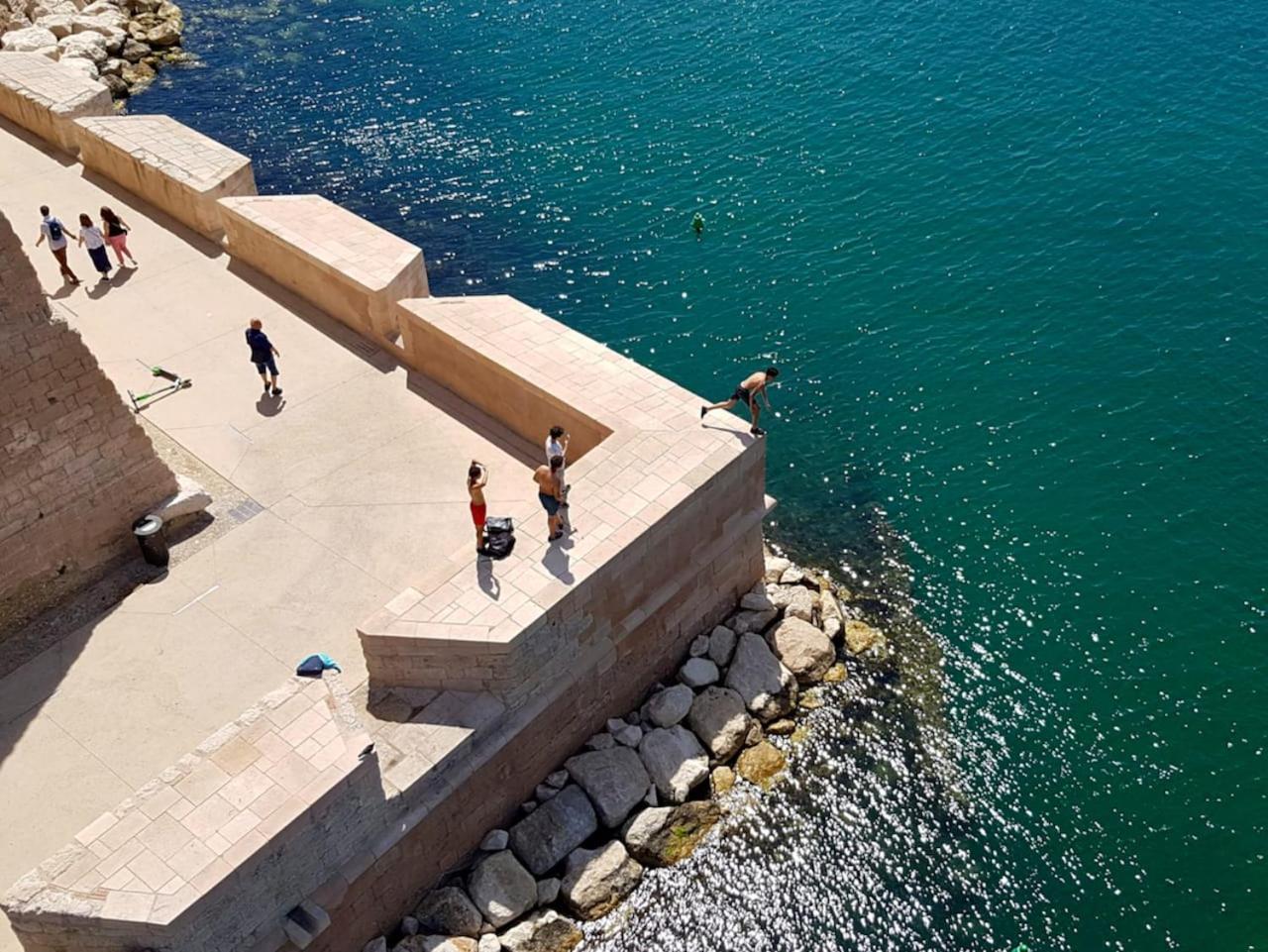 Vue Mer Le Panoramique Vieux-Port De Marsilia Exterior foto